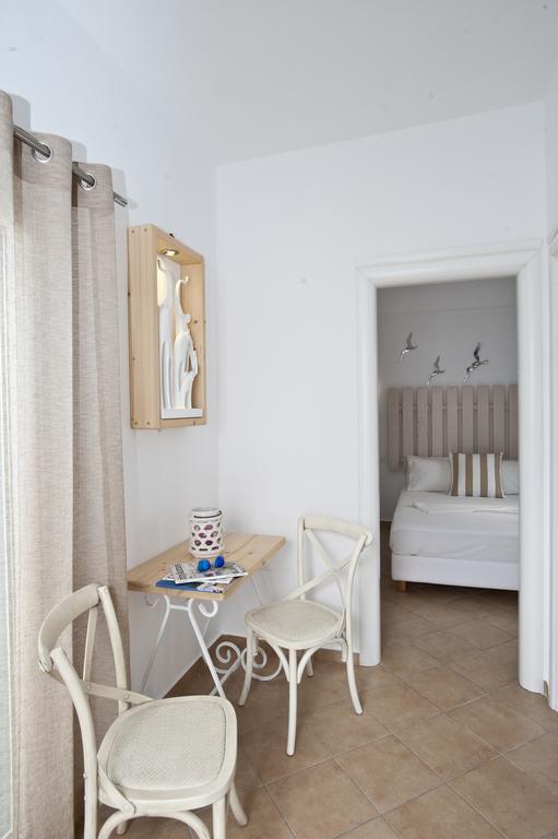 Yanna Asteri Suites Ornos  Phòng bức ảnh